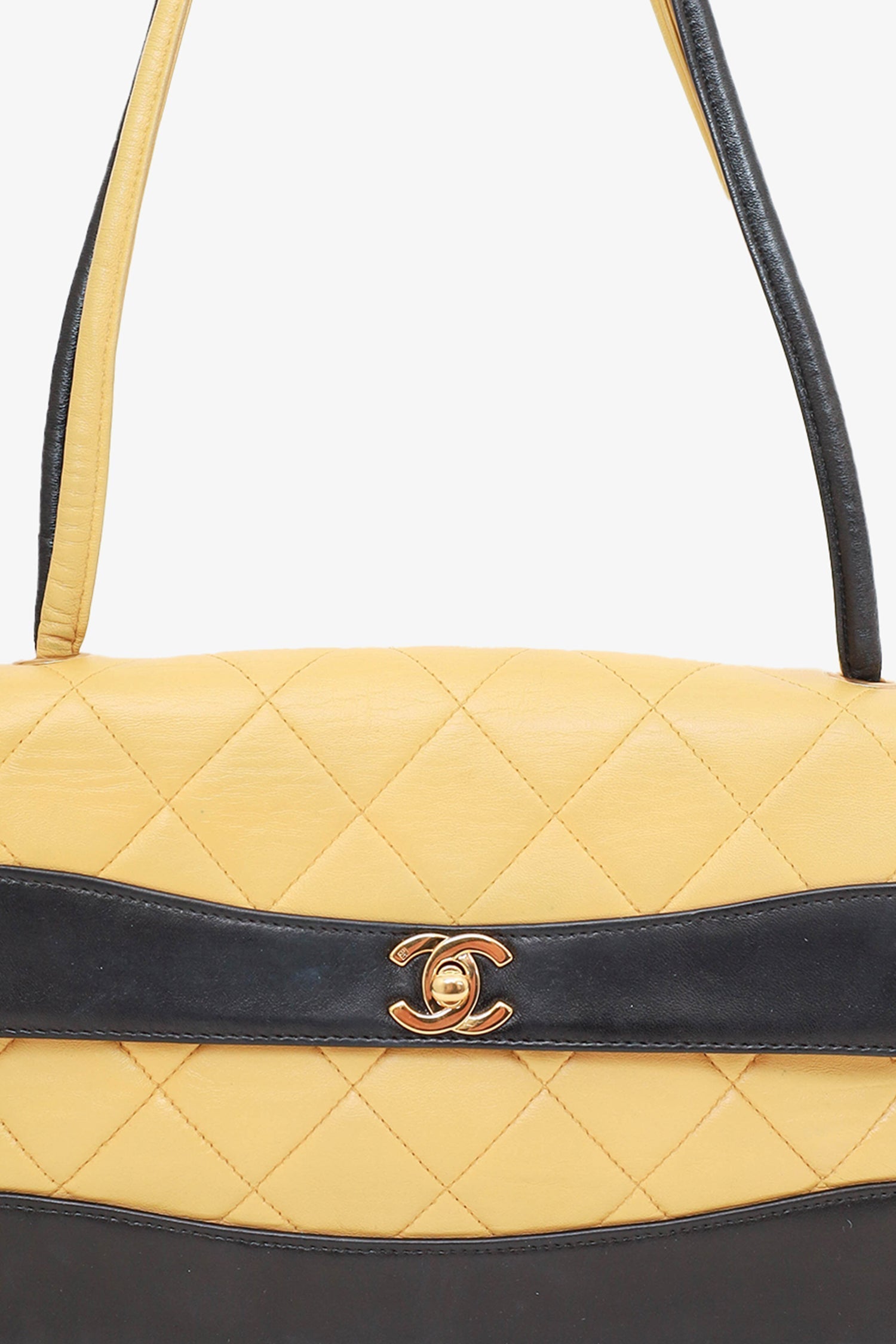 Chanel™ 2000-02 Beige/Black Quilted Lambskin Tie Knot Flap Bag
