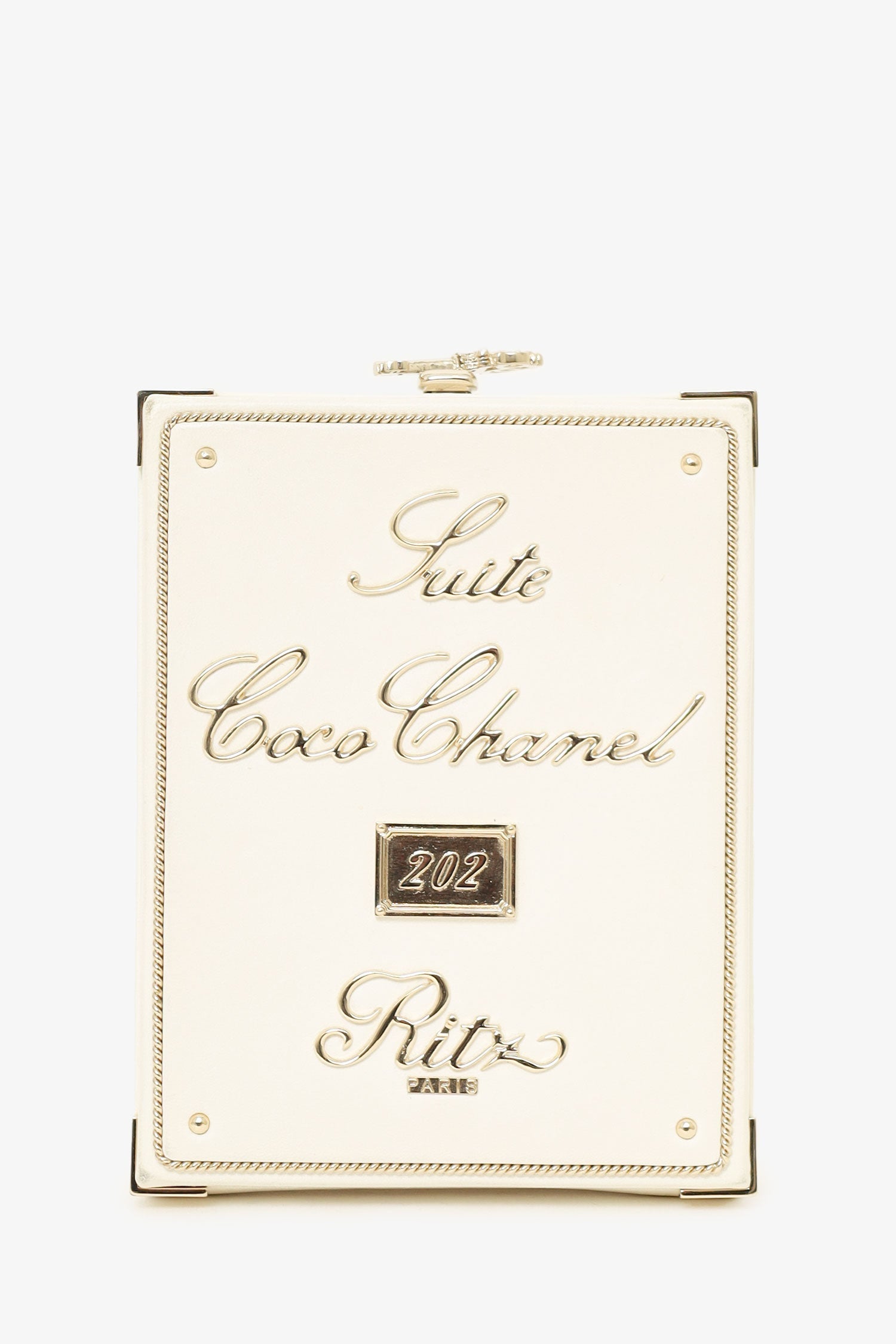 Chanel™ 2017-18 White Lambskin Paris-Cosmopolite Coco In Ritz Clutch with Chain