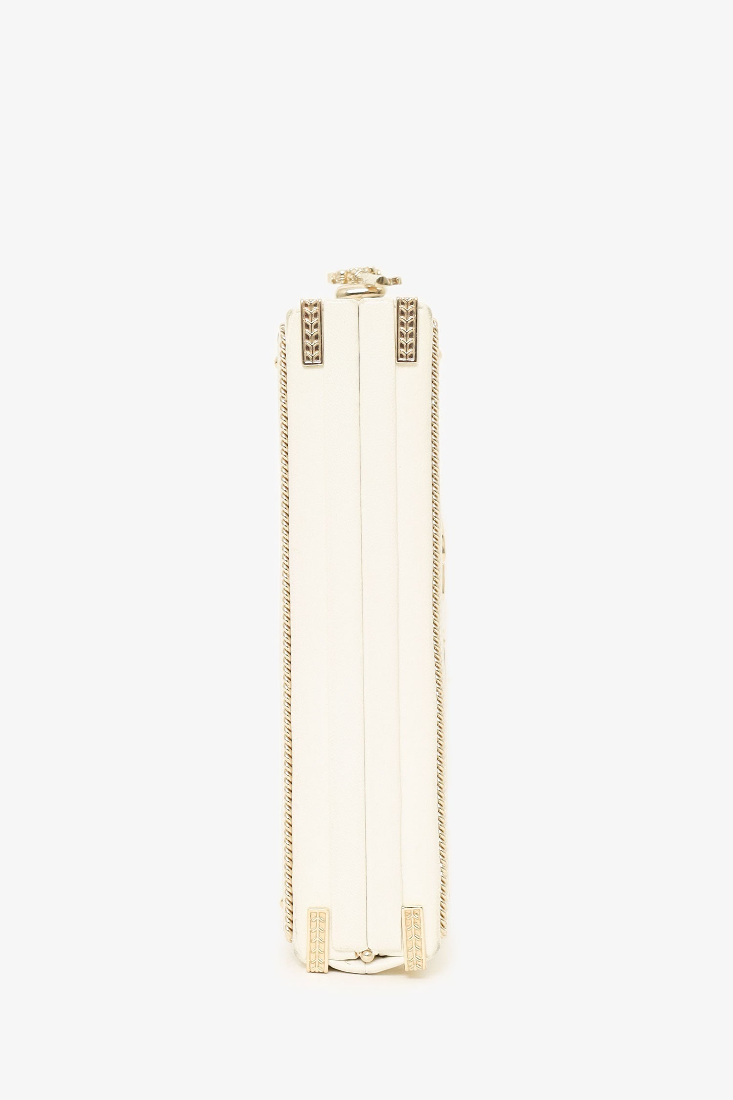 Chanel™ 2017-18 White Lambskin Paris-Cosmopolite Coco In Ritz Clutch with Chain