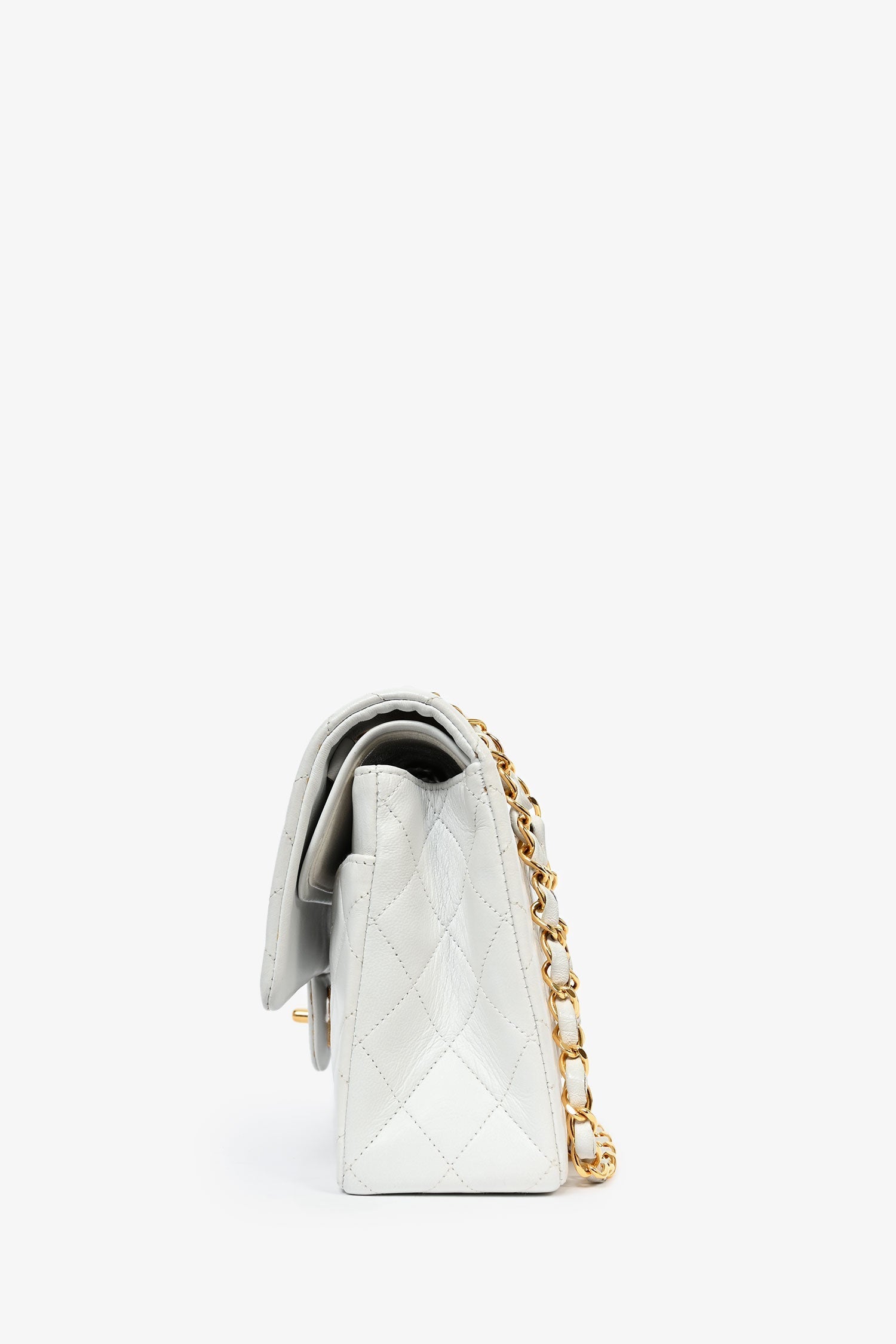 Chanel™ 1991-94 Vintage White Quilted Leather Medium Double Flap (Refurbished)
