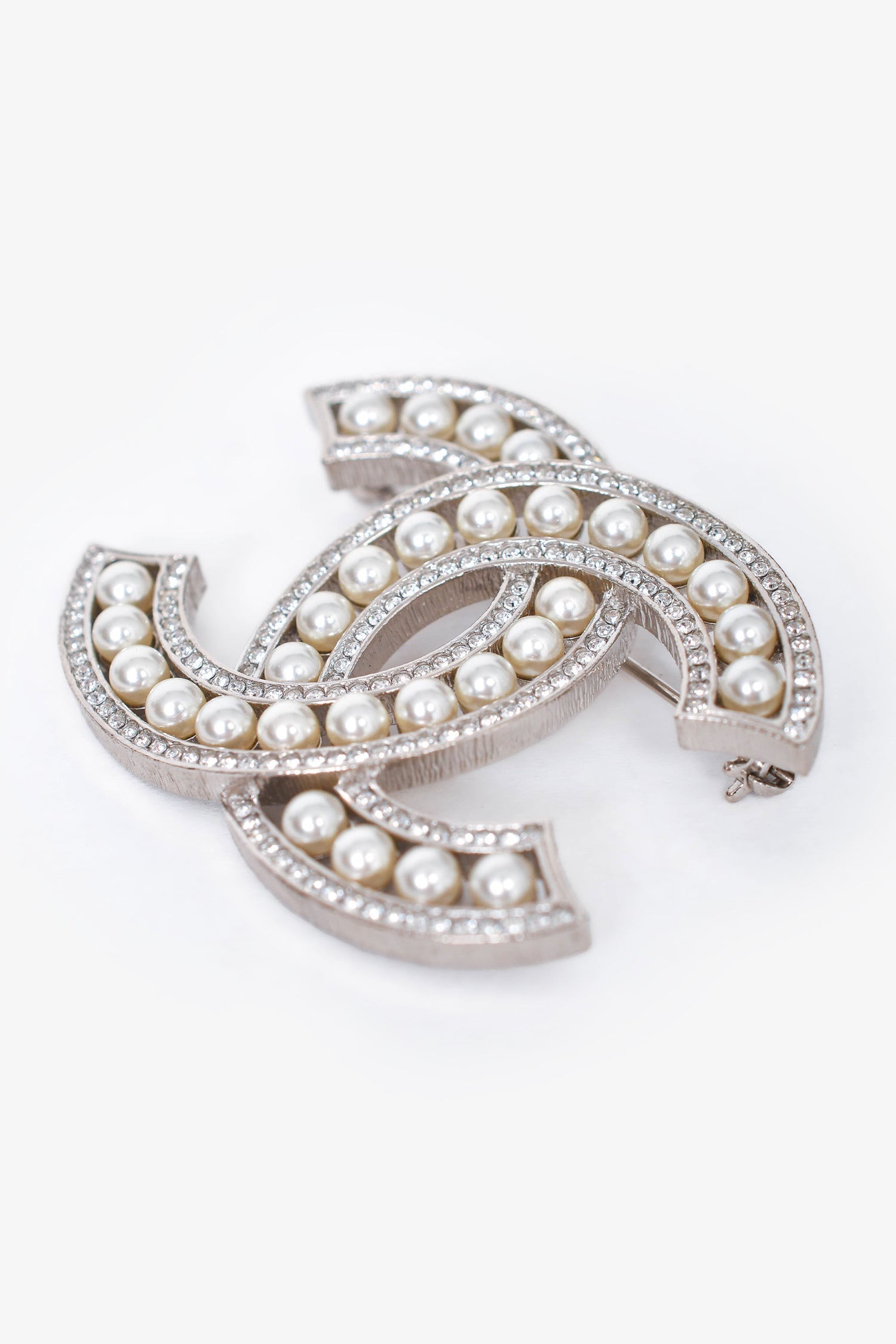 Chanel™ 2018 Crystal Embellished Faux Pearl CC Brooch