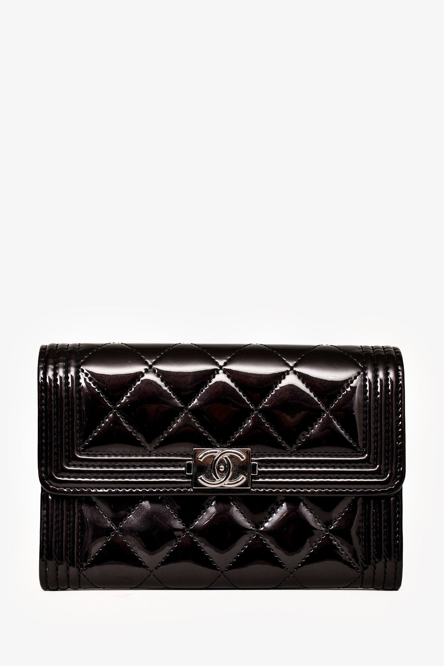 Chanel™ 2014 Purple Patent Leather Boy Short Wallet
