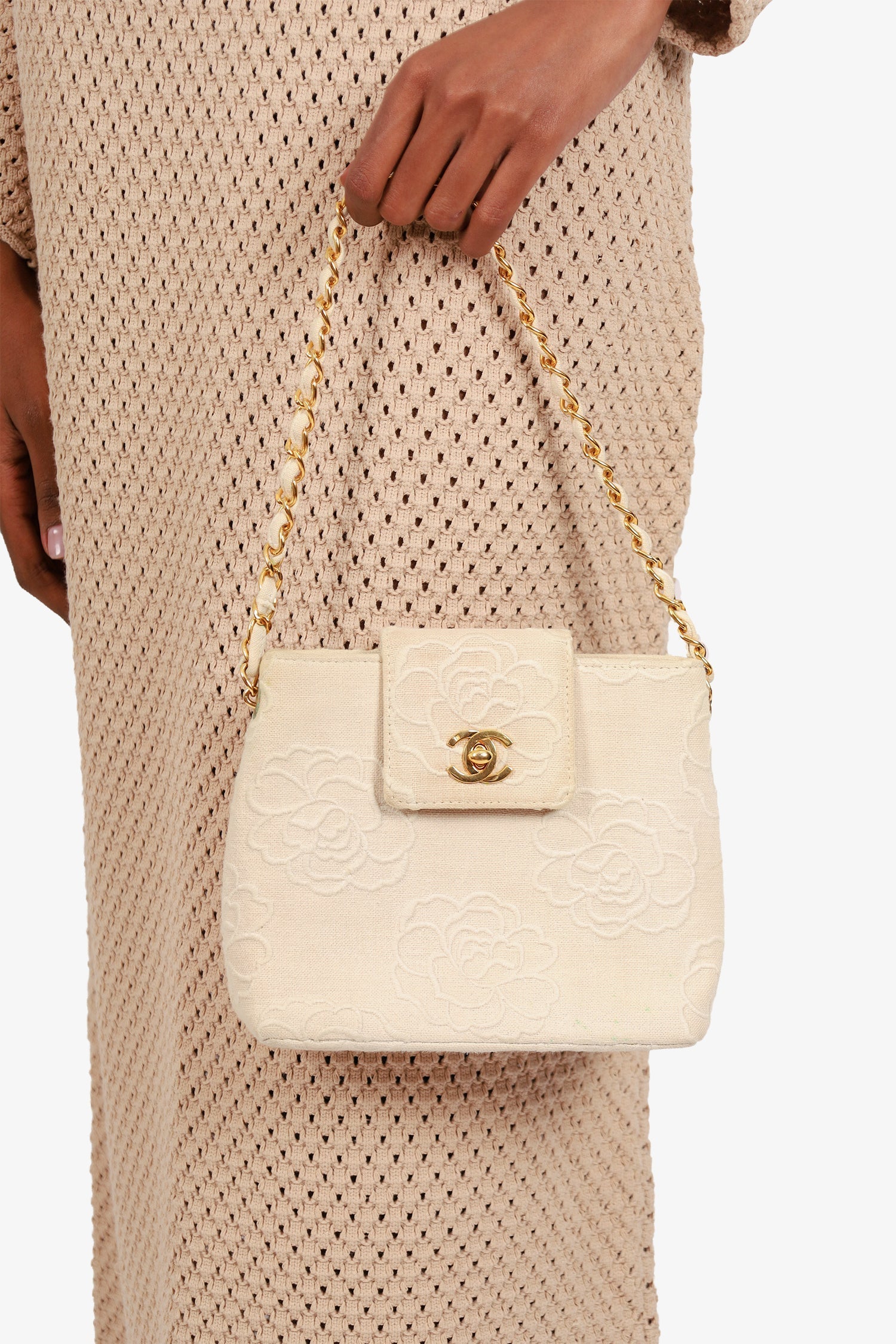 Chanel™ 1997-99 Beige Canvas Camellia Embroidered Bucket Bag (As Is)