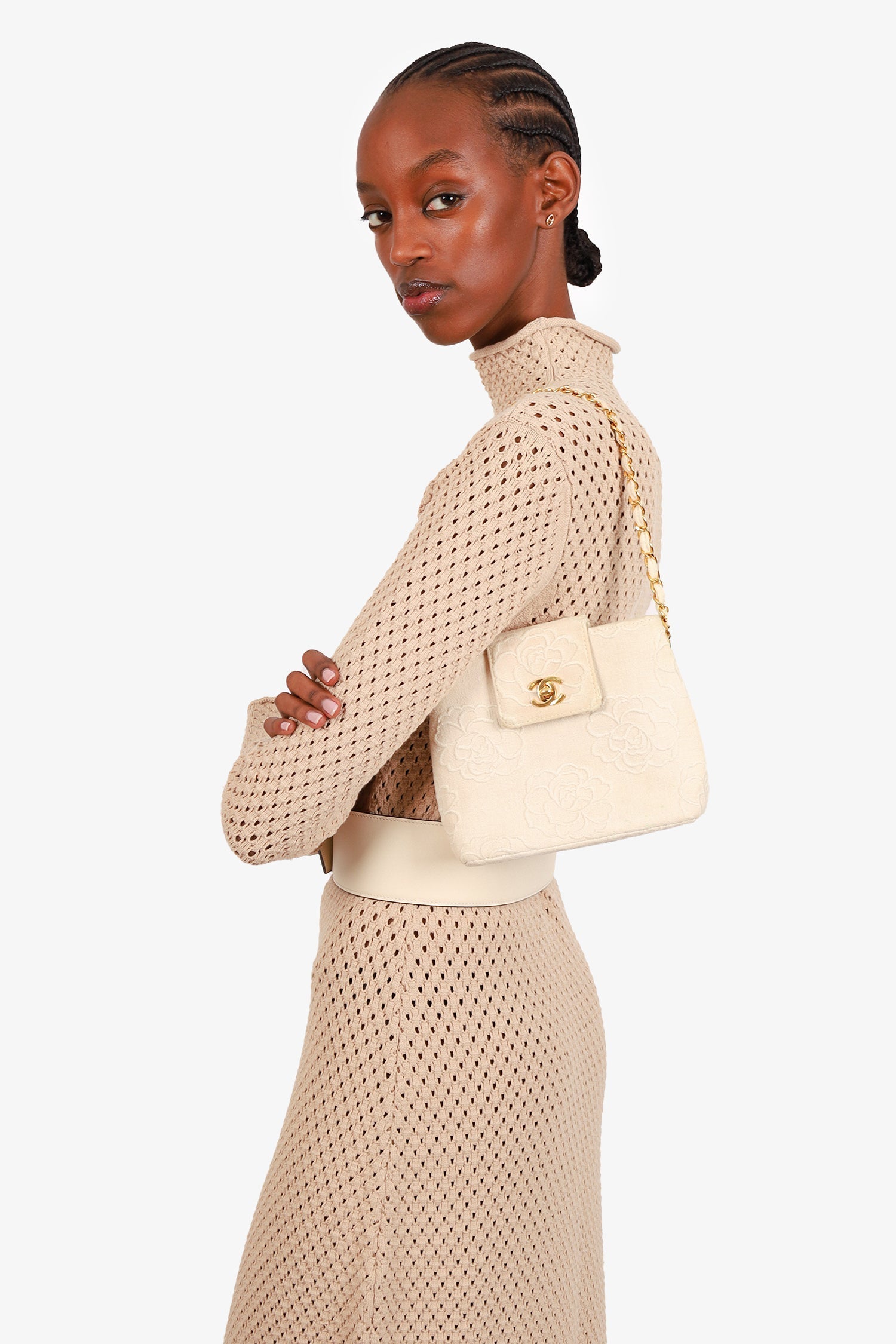 Chanel™ 1997-99 Beige Canvas Camellia Embroidered Bucket Bag (As Is)
