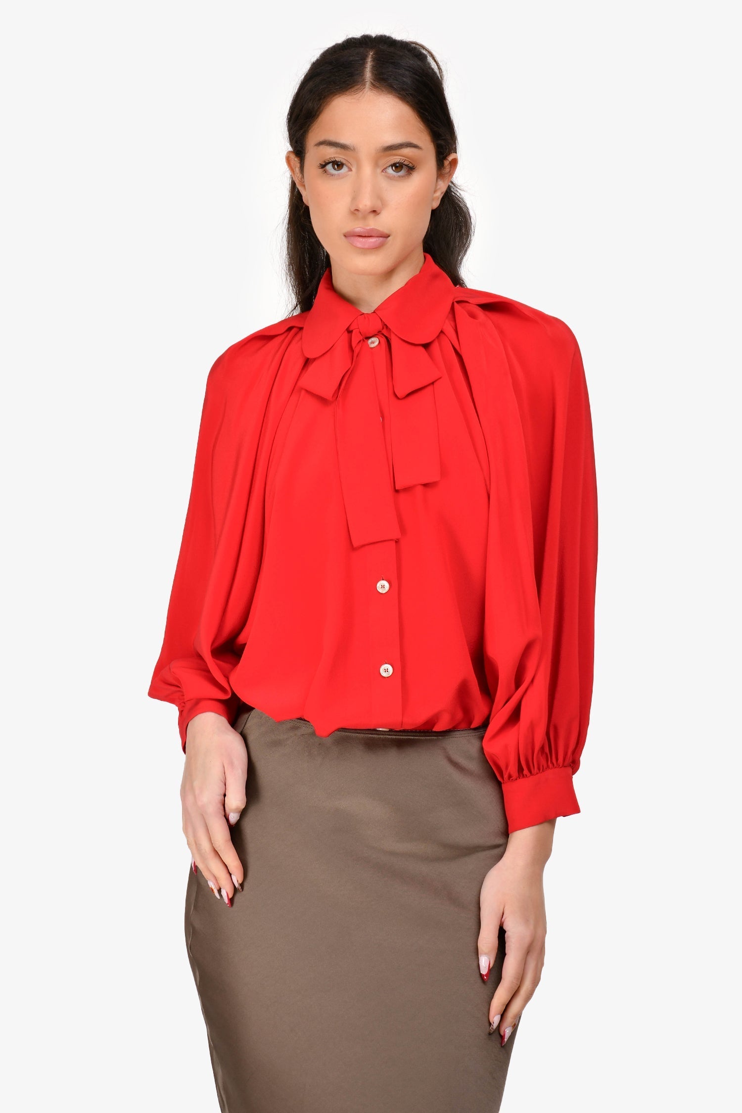 Gucci 2018 Red Silk Bow Detailed Button Up Shirt 36