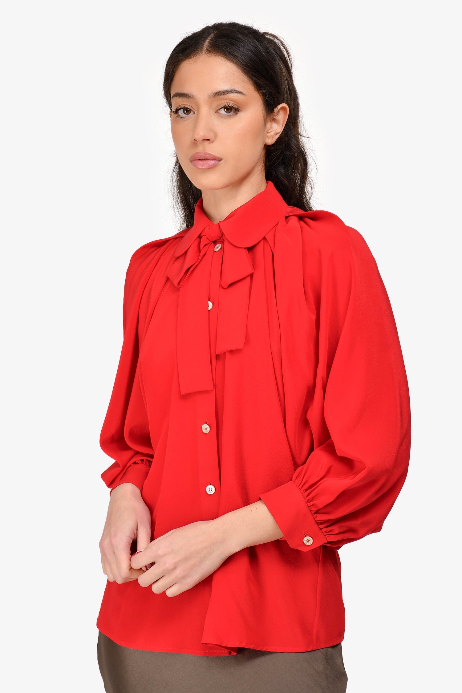 Gucci 2018 Red Silk Bow Detailed Button Up Shirt 36