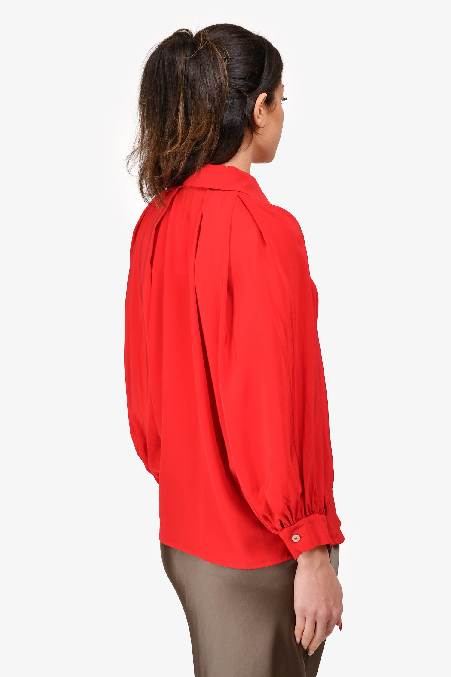 Gucci 2018 Red Silk Bow Detailed Button Up Shirt 36