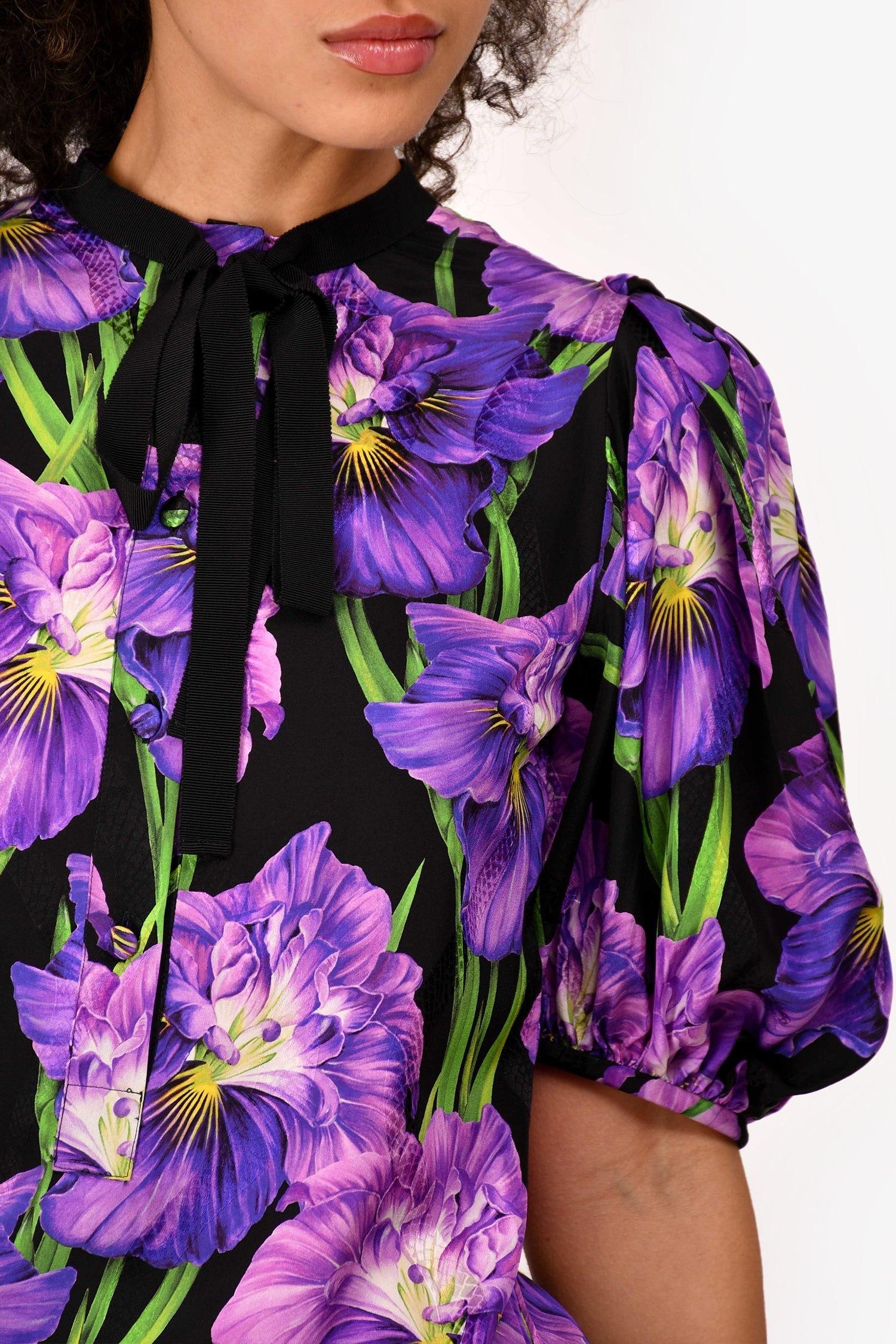 Gucci 2016 Purple/Black Silk Floral Printed Short Sleeve Mini Dress Size 36