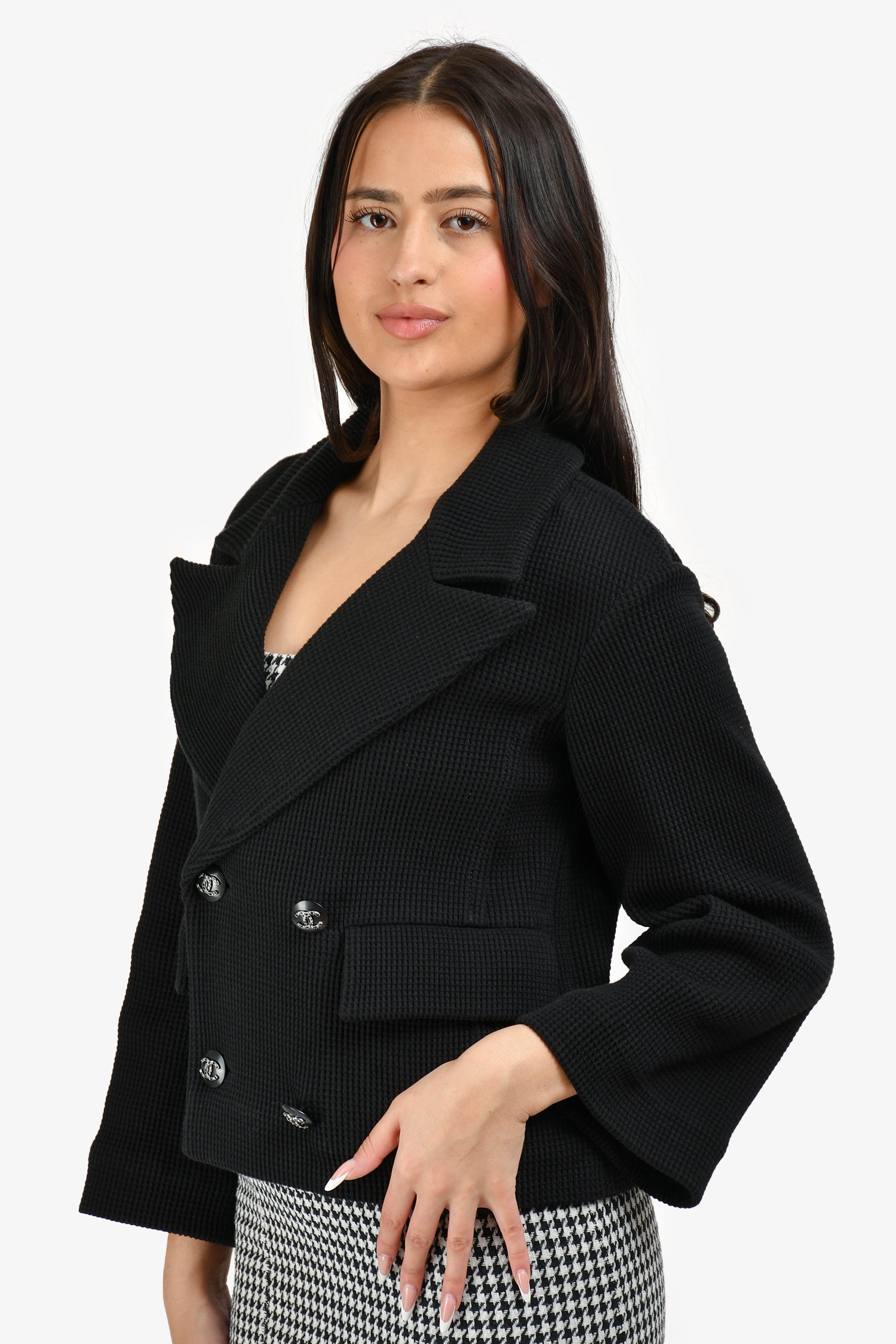 Chanel™ Black Cotton Chain-Detailed Hem CC Button Jacket Size 38
