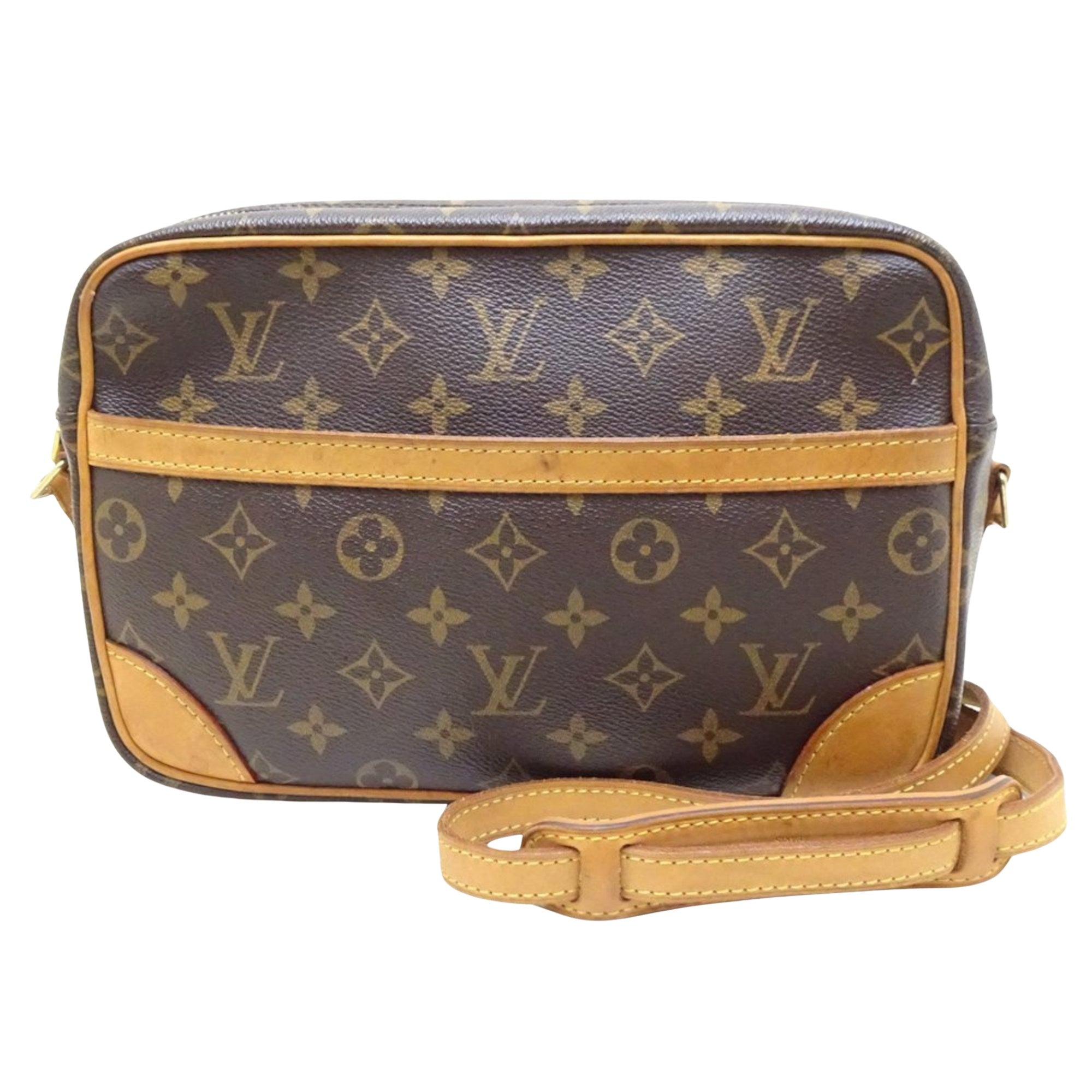 Louis Vuitton Trocadéro Canvas Shoulder Bag ()