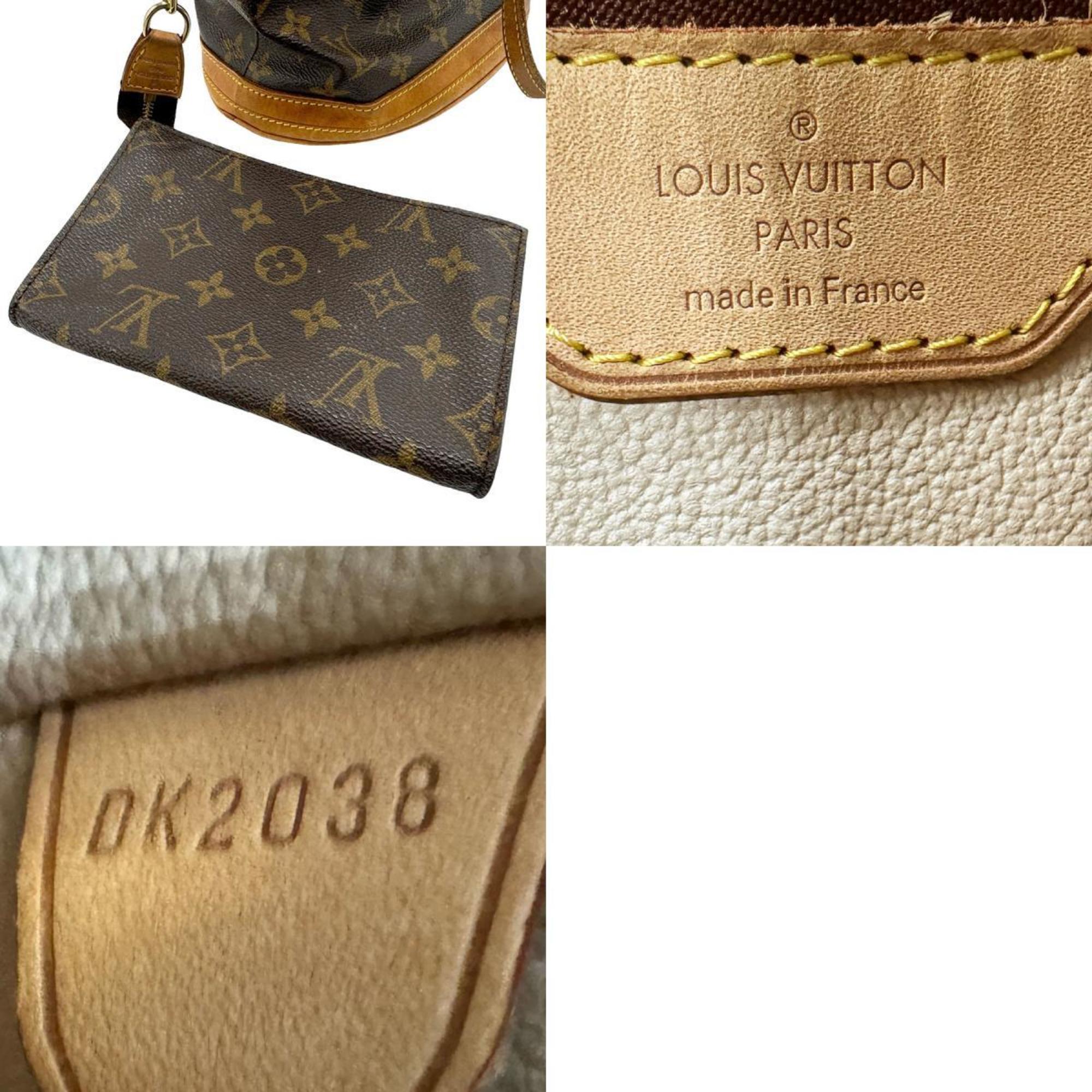 Louis Vuitton Bucket Canvas Shoulder Bag ()
