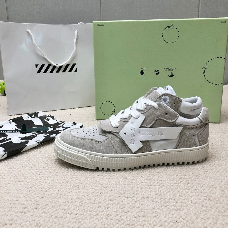 VV - YZ Shoes - 136