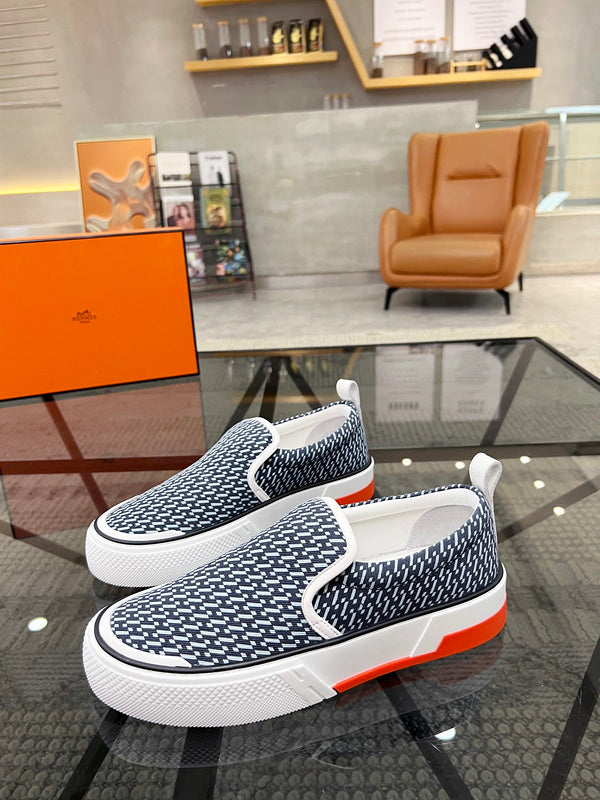 VV - HMS Shoes - 089