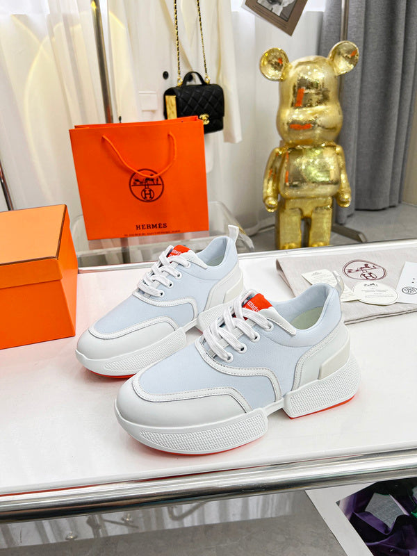 VV - HMS Shoes - 194