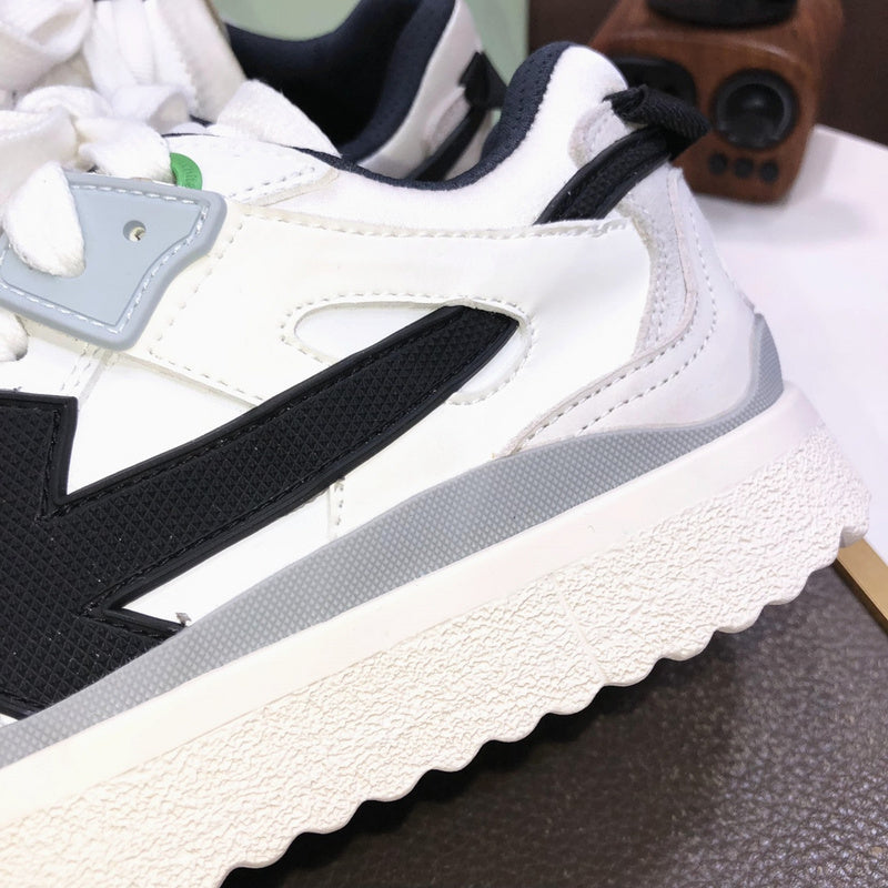 VV - YZ Shoes - 010