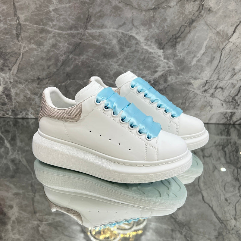 VV - AQ Shoes - 370