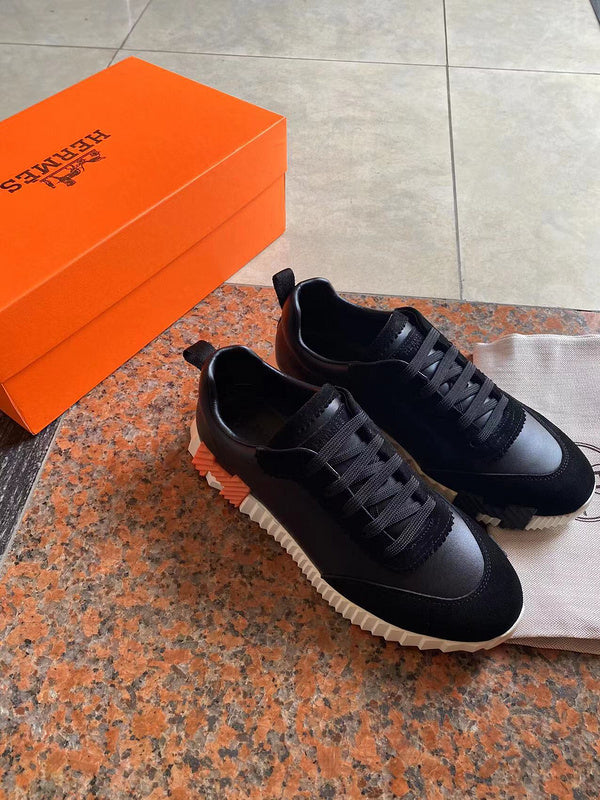 VV - HMS Shoes - 066