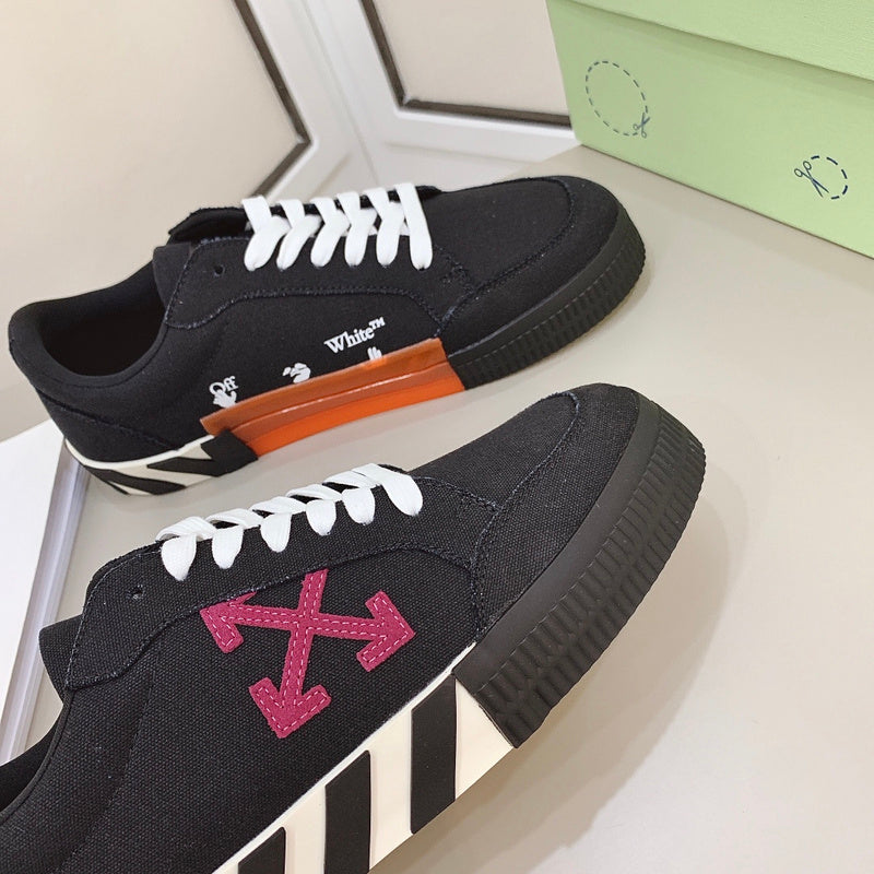 VV - YZ Shoes - 175