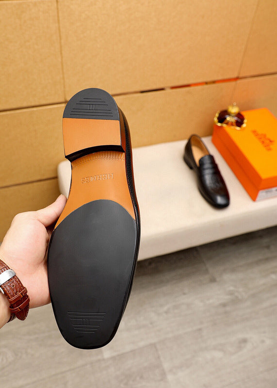 VV - HMS Shoes - 235