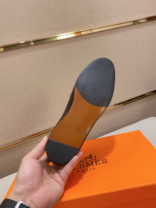 VV - HMS Shoes - 239