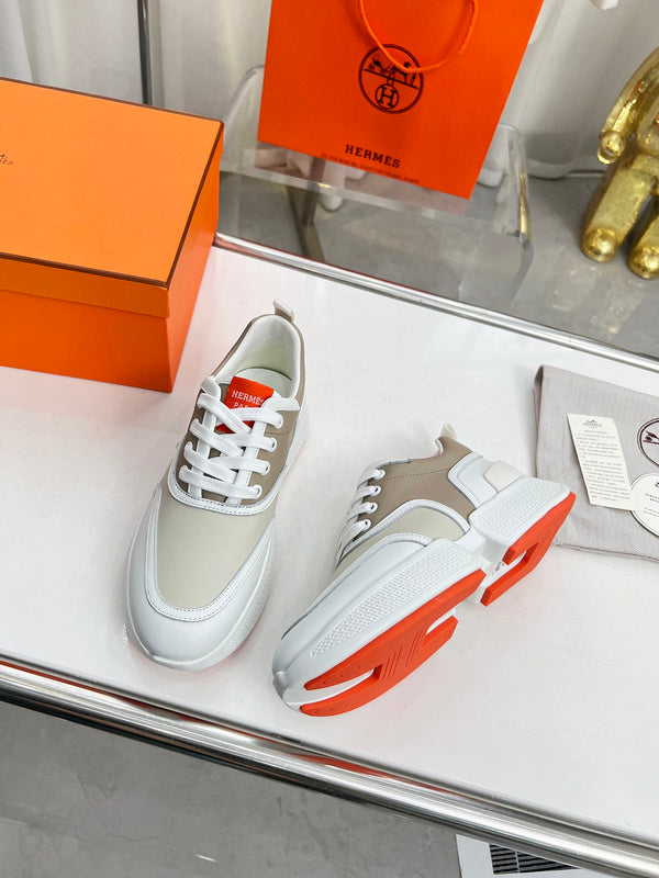 VV - HMS Shoes - 200