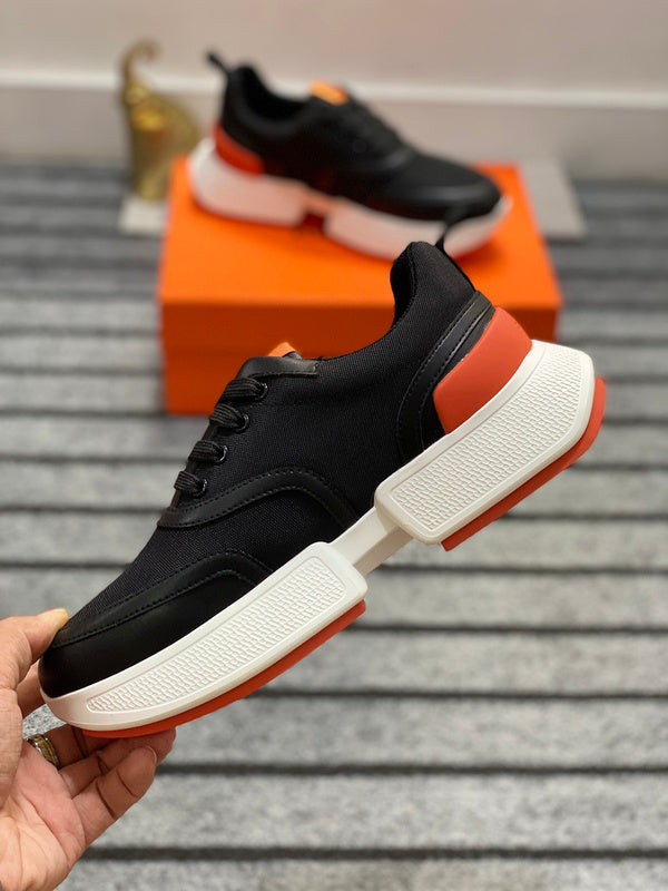 VV - HMS Shoes - 076