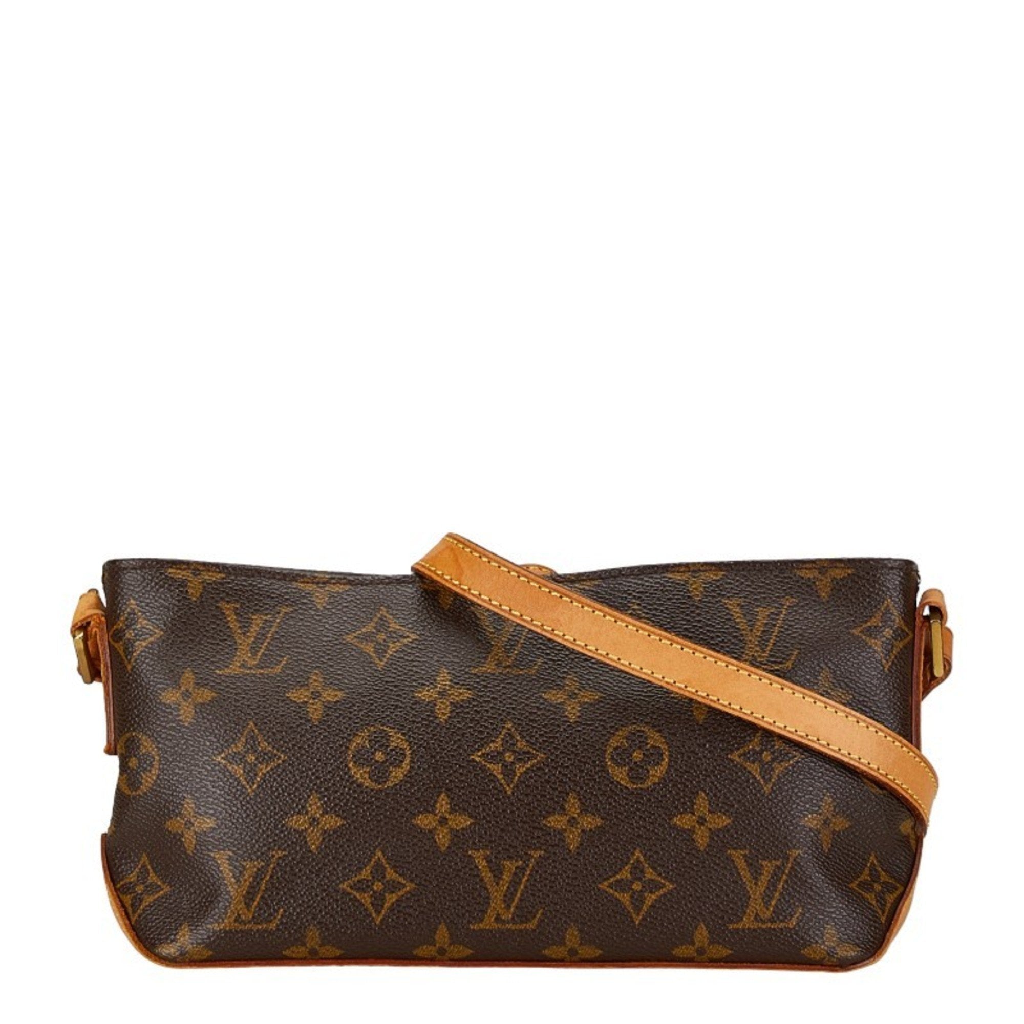 Louis Vuitton Trotteur Canvas Shoulder Bag ()