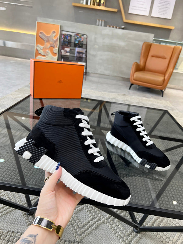 VV - HMS Shoes - 029