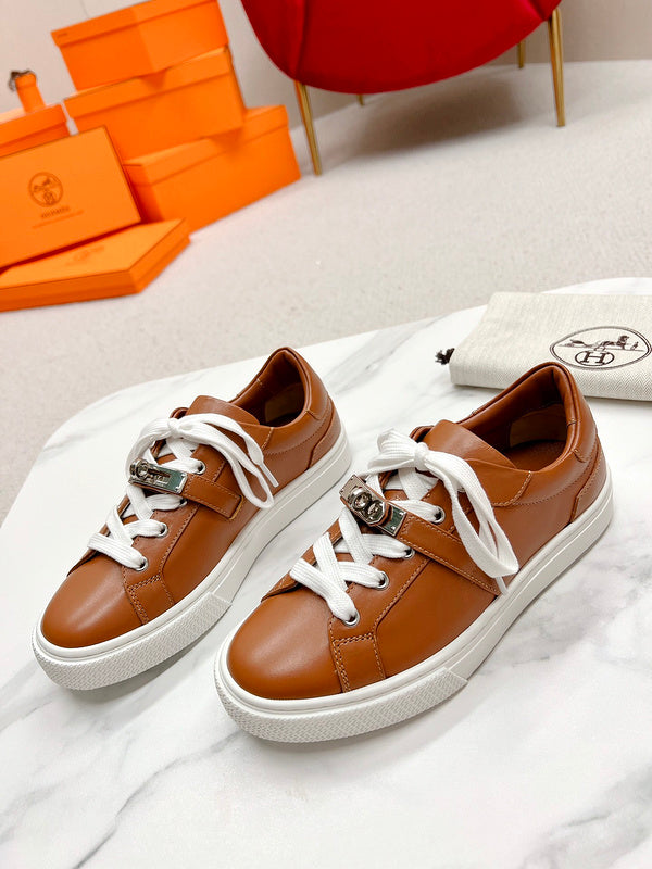 VV - HMS Shoes - 131
