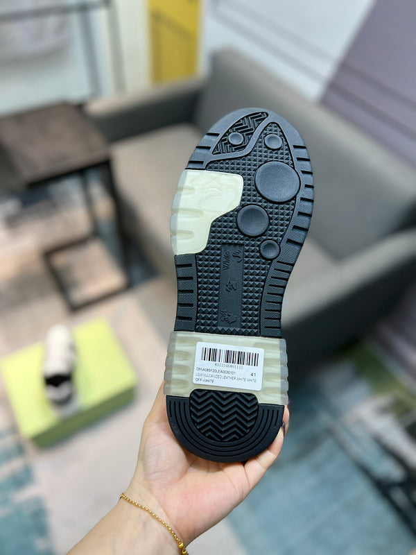 VV - YZ Shoes - 153