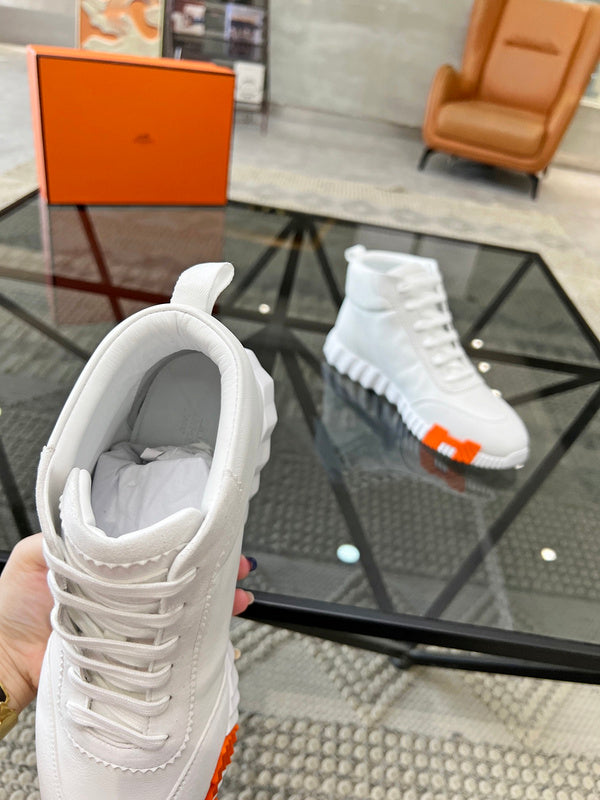 VV - HMS Shoes - 025