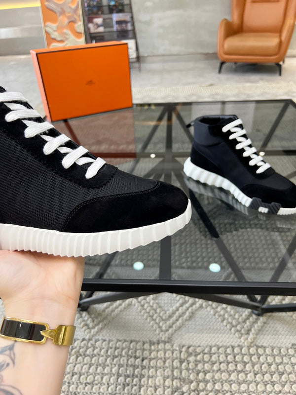 VV - HMS Shoes - 029