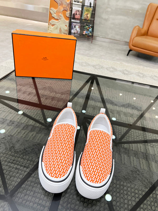 VV - HMS Shoes - 091