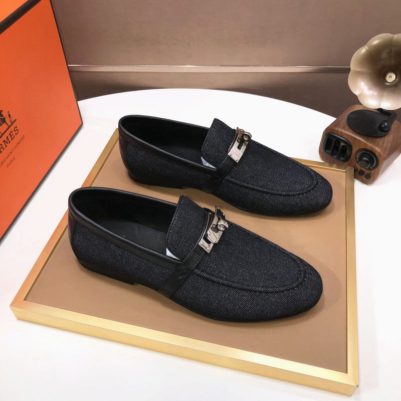 VV - HMS Shoes - 047