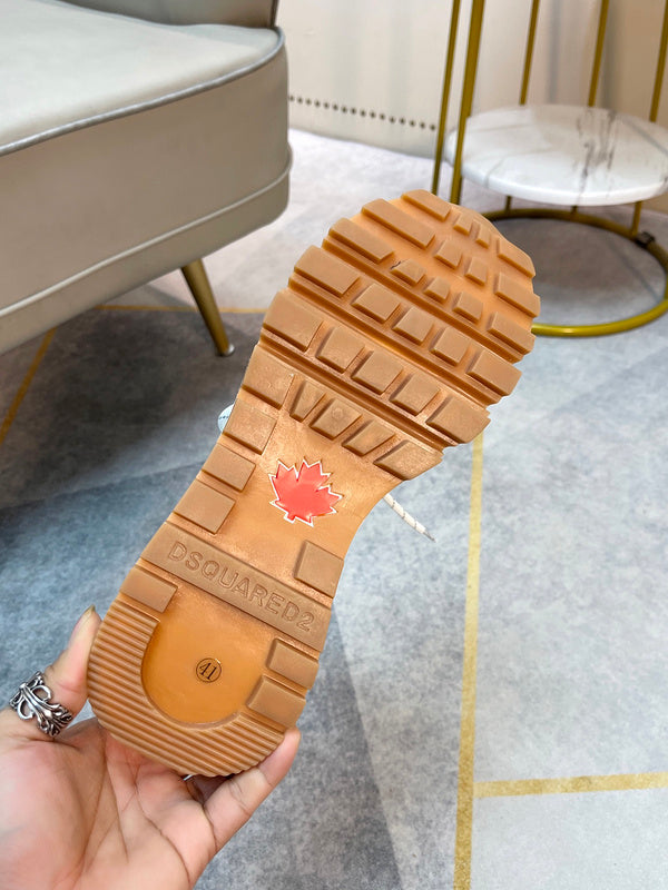 VV - DQ2 Shoes - 005