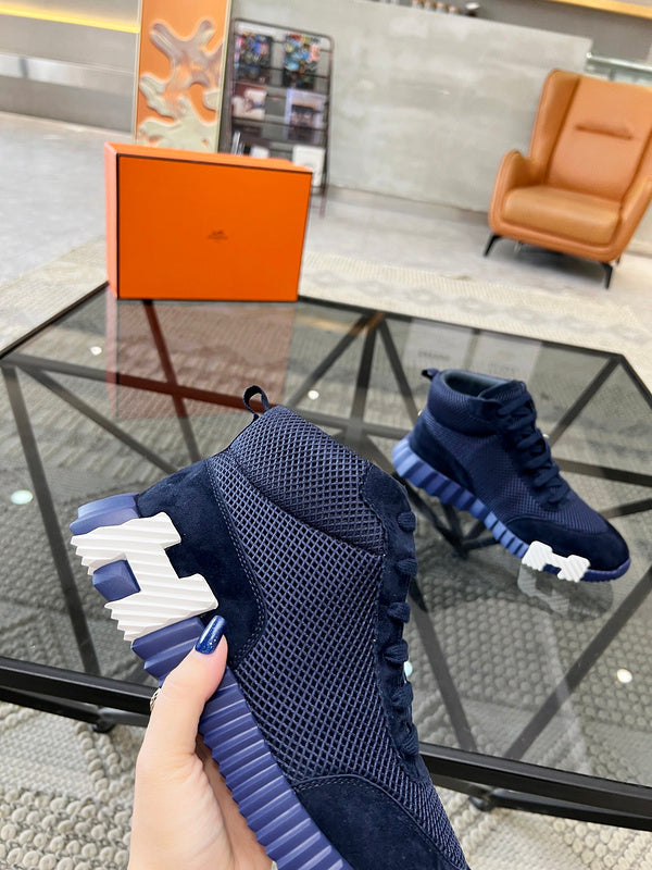 VV - HMS Shoes - 032