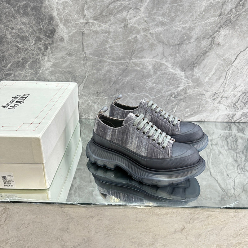 VV - AQ Shoes - 350