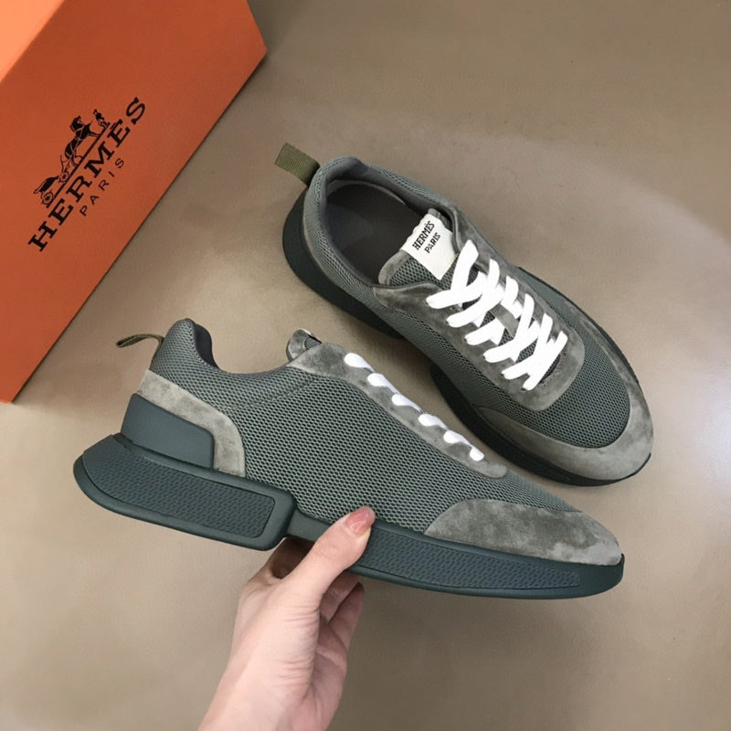 VV - HMS Shoes - 001