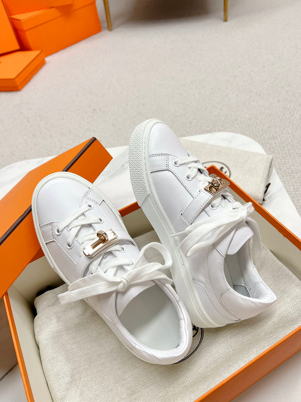 VV - HMS Shoes - 127