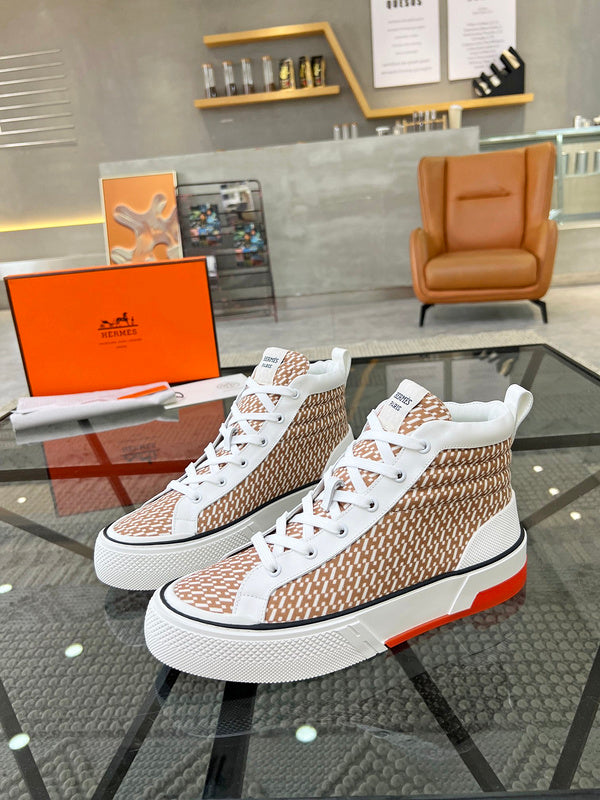 VV - HMS Shoes - 086