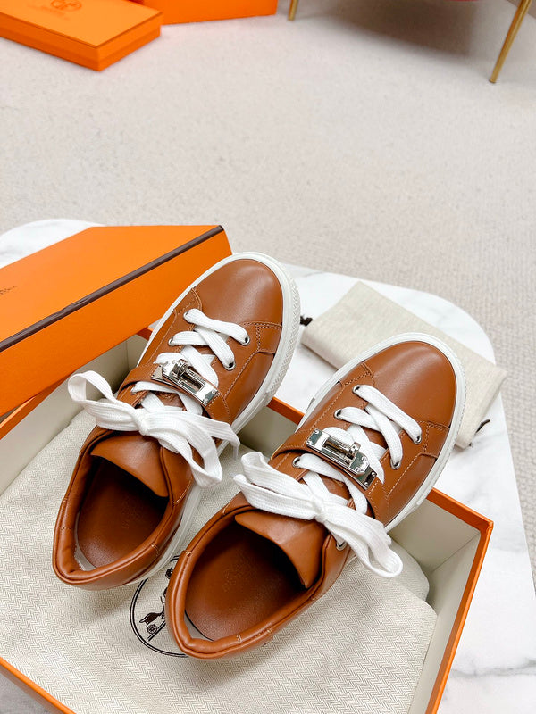 VV - HMS Shoes - 131