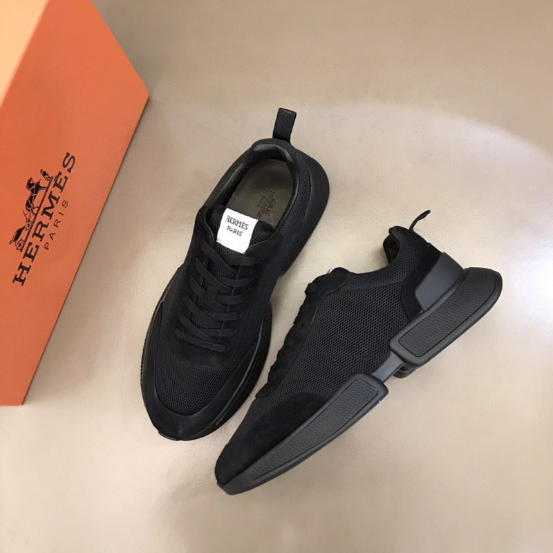 VV - HMS Shoes - 011