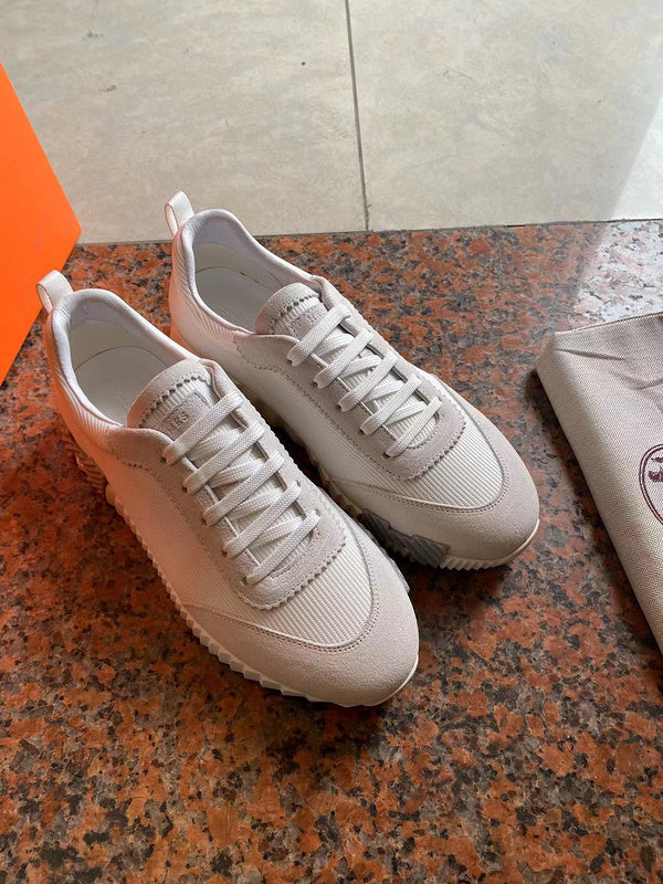 VV - HMS Shoes - 256
