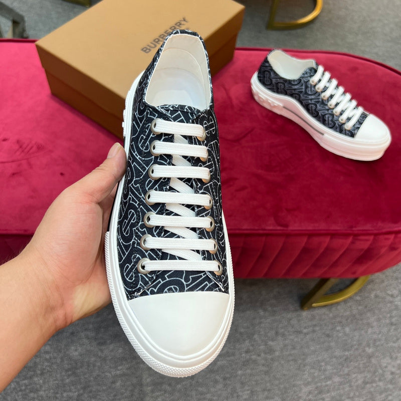 VV - BOR Shoes - 354