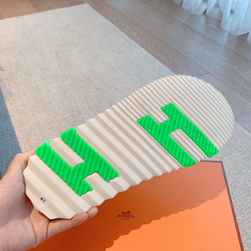VV - HMS Shoes - 281