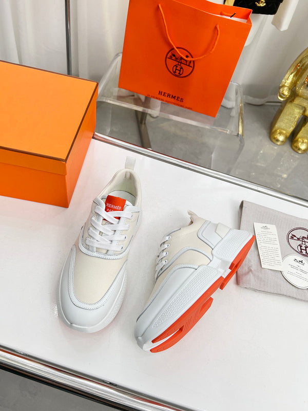 VV - HMS Shoes - 190