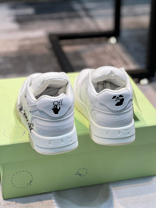 VV - YZ Shoes - 170