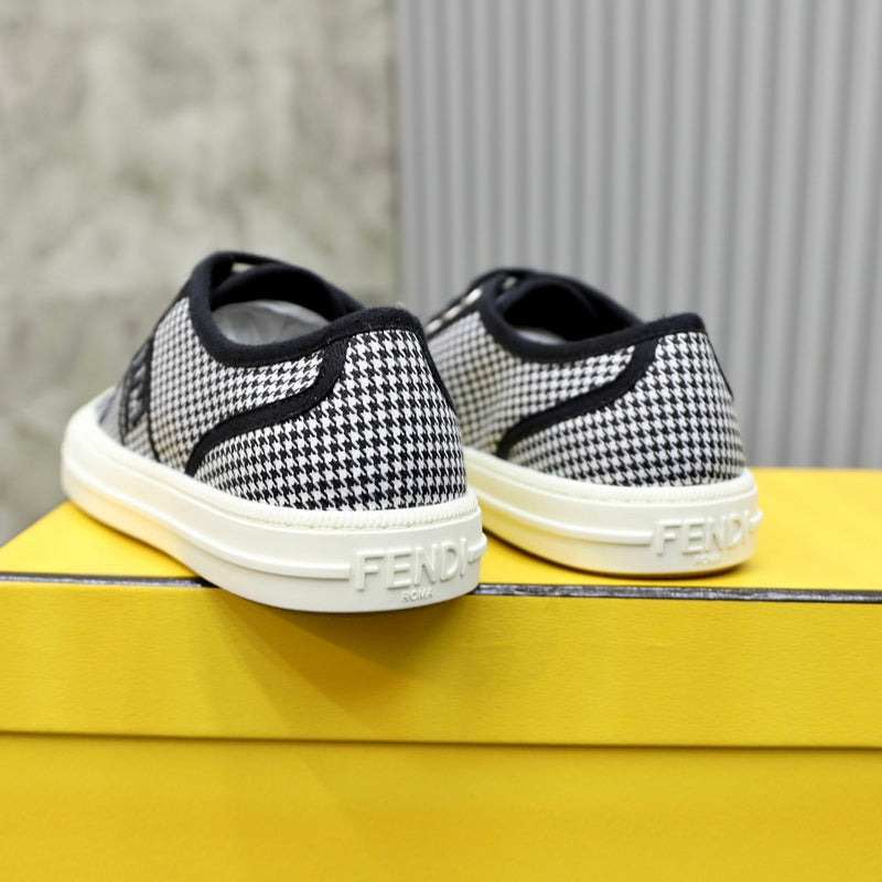 VV - MAME Shoes - 330