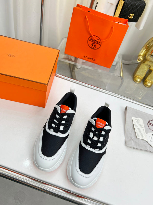 VV - HMS Shoes - 189