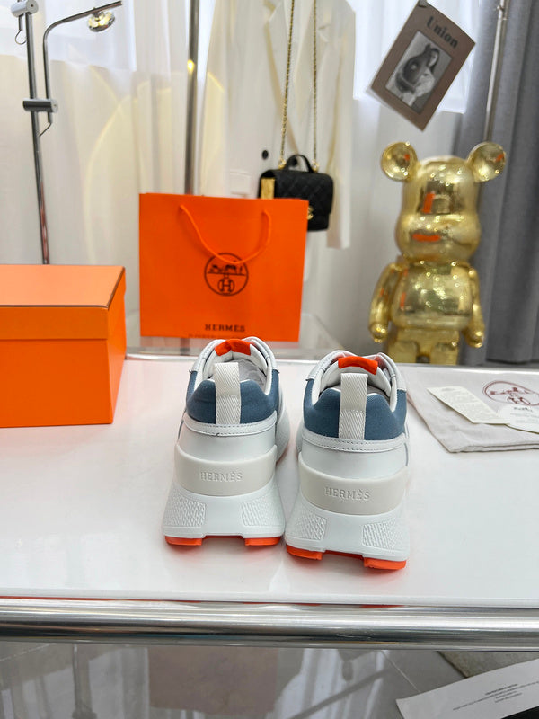 VV - HMS Shoes - 191